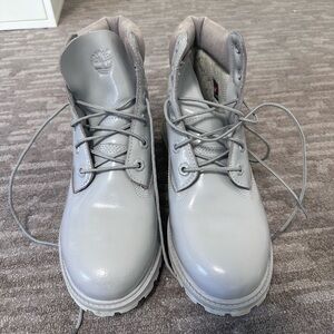 Womens TIMBERLAND premium waterproof (rain) boots. Grey color. Size US 7.